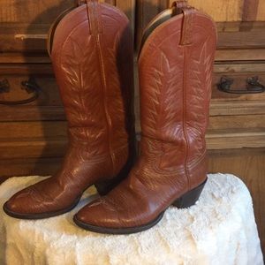 Unisex boot really - brown leather custom cowboy boots. Size men 8/women 10